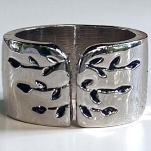 Stainless Steel Leaf Design Open Ring Size 9
